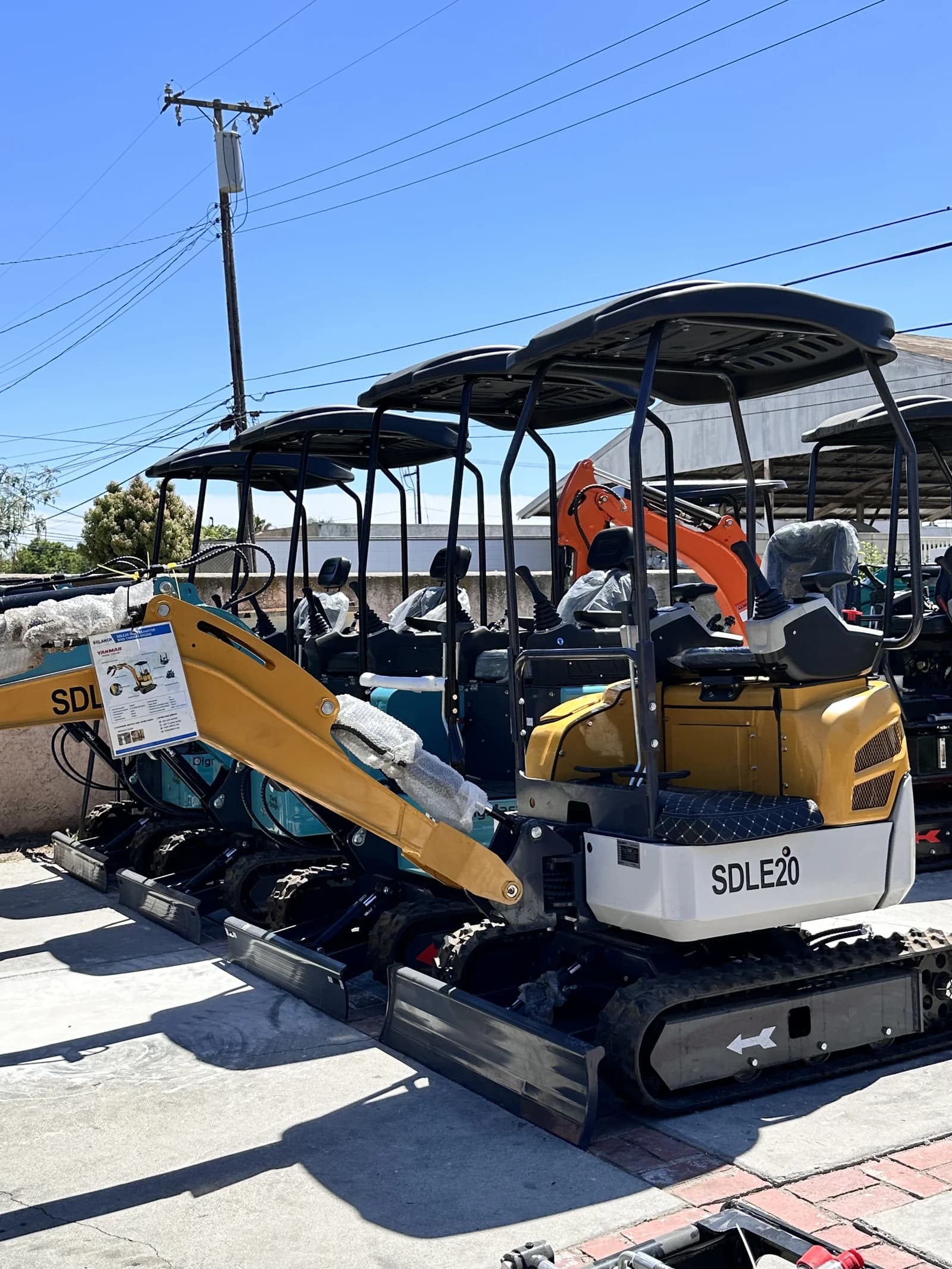 SDLE 20 - 1.5 Ton Mini Excavator (YANMAR Diesel)